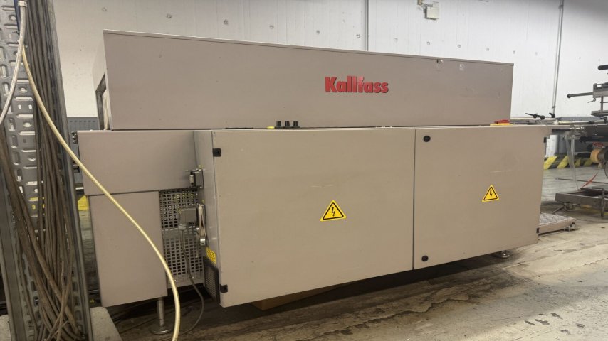 Kallfass, Universa 500 Servo + Compact 650 D